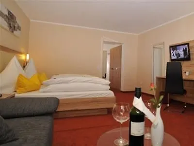 فندق Posthotel Traube